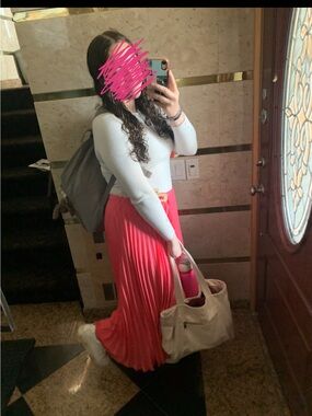Womens Pleated Maxi Skirt in Pink